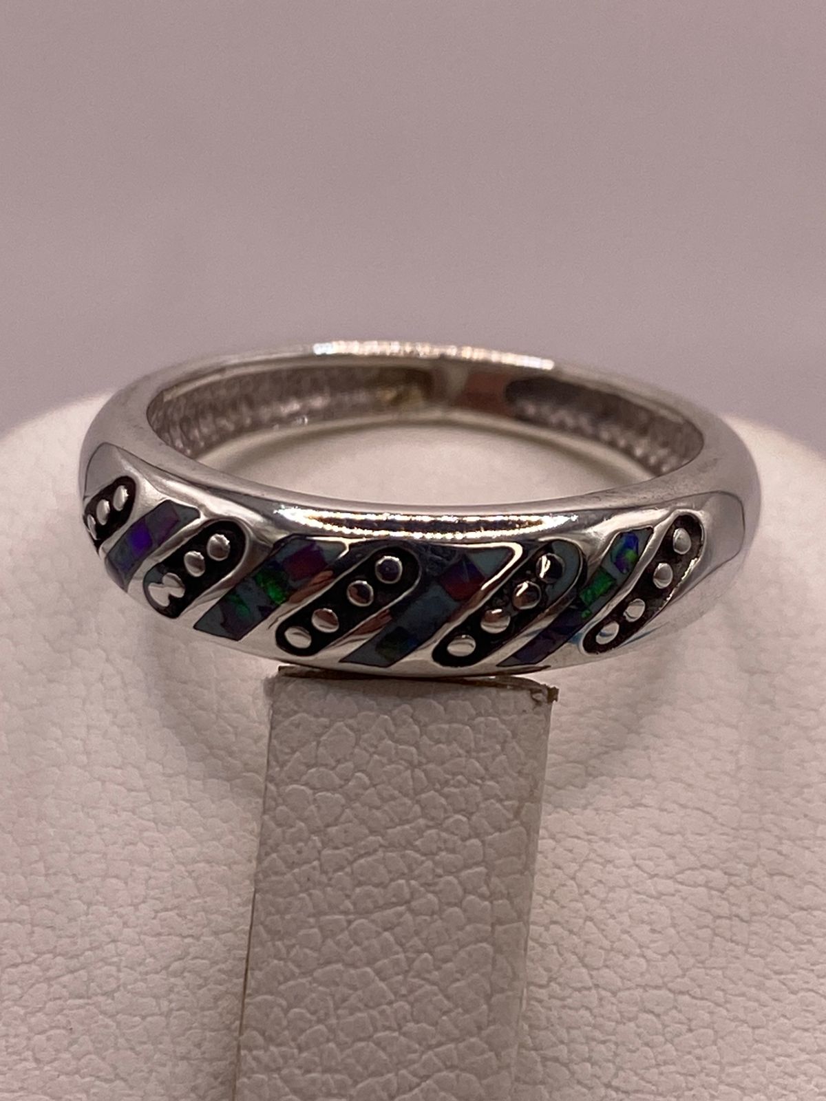 Anillo de Plata Ley 950 con Ópalo de Fuego Multicolor