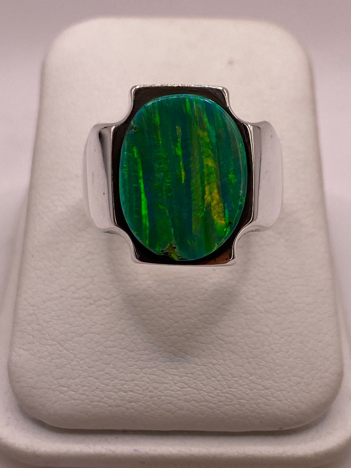 Anillo Plata Ley 950 con Ópalo de Fuego Diseño Contemporáneo