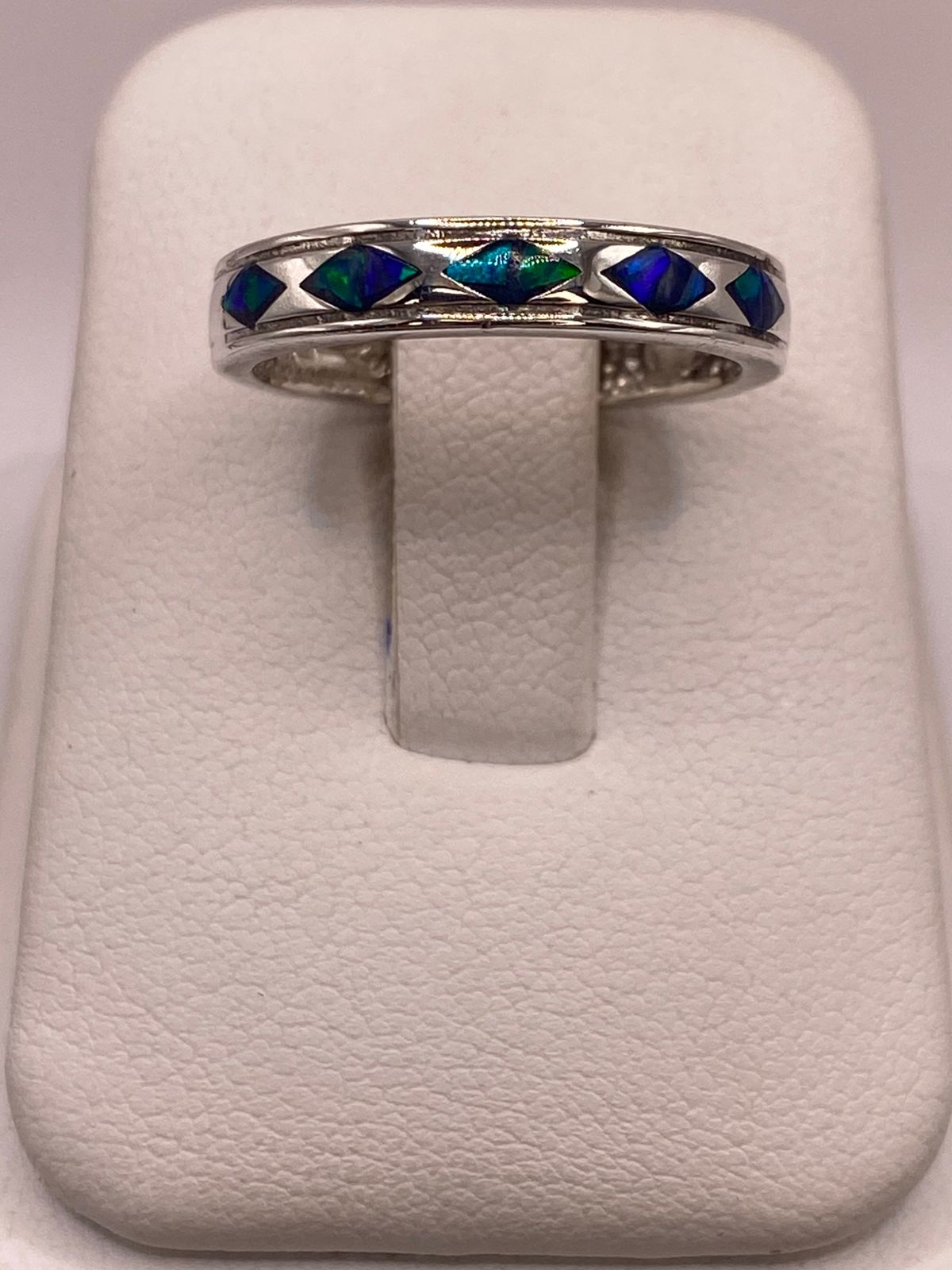 Anillo de Plata Ley 950 con Ópalo Multicolor en Figuras de Rombo