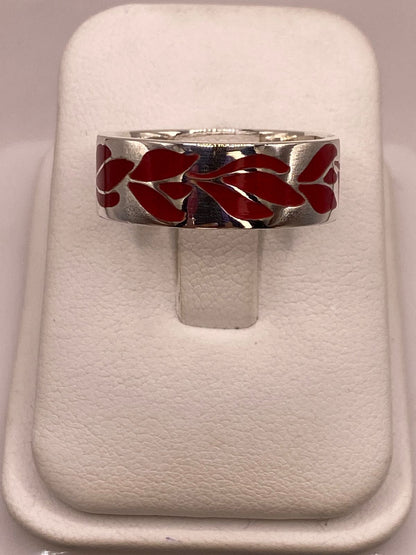 Anillo de Plata .925 con Diseño de Hojas Decorativas, vista de detalle