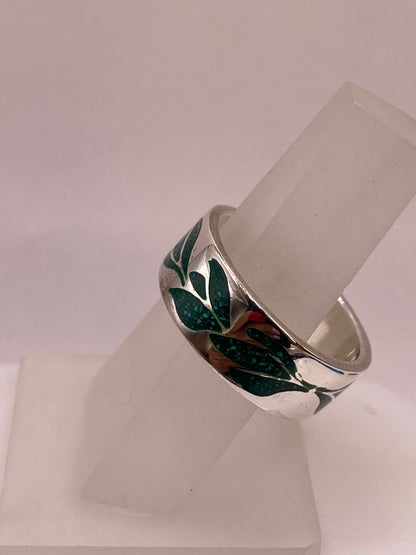 Anillo de Plata .925 con Diseño de Hojas y Motivo Floral, vista frontal