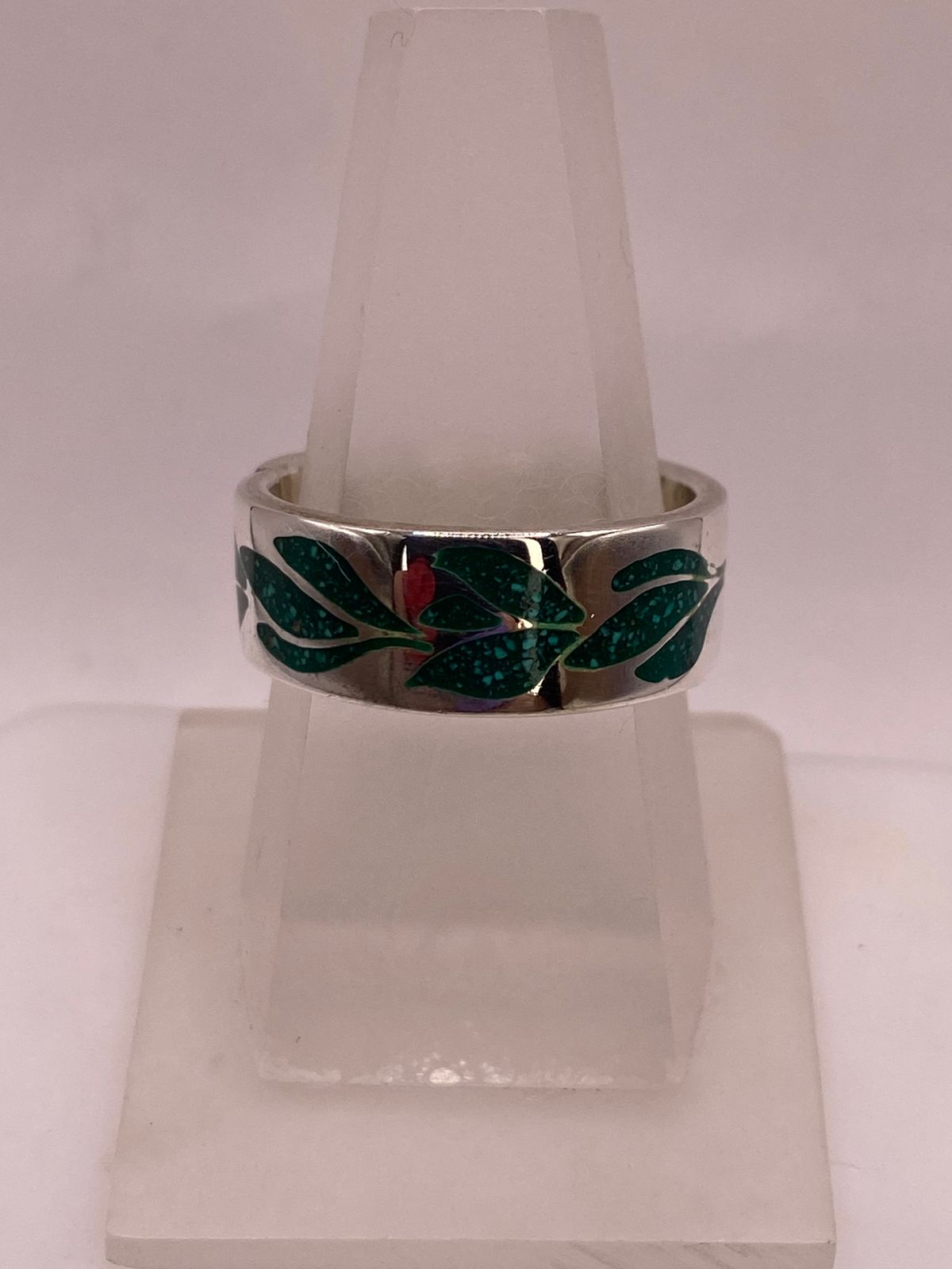 🌿 Anillo de Plata .925 con Diseño de Hojas y Motivo Floral
