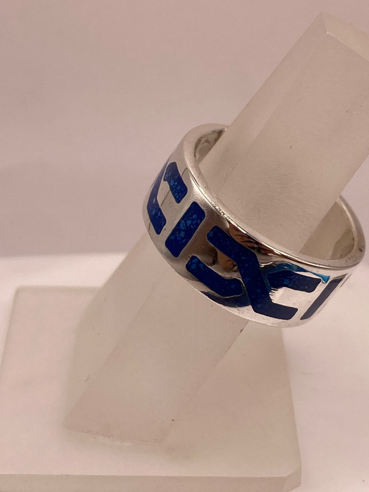 Anillo de Plata .925 con Lapislázuli – Diseño Geométrico