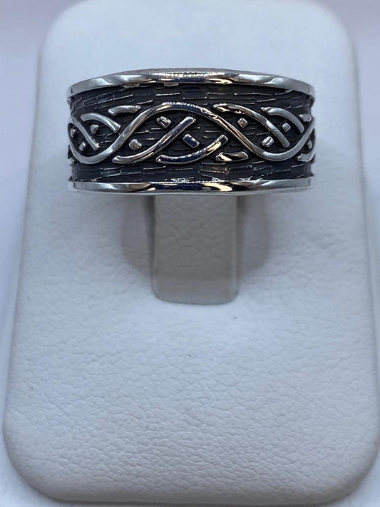 Anillo Plata .925 con Líneas Entrelazadas