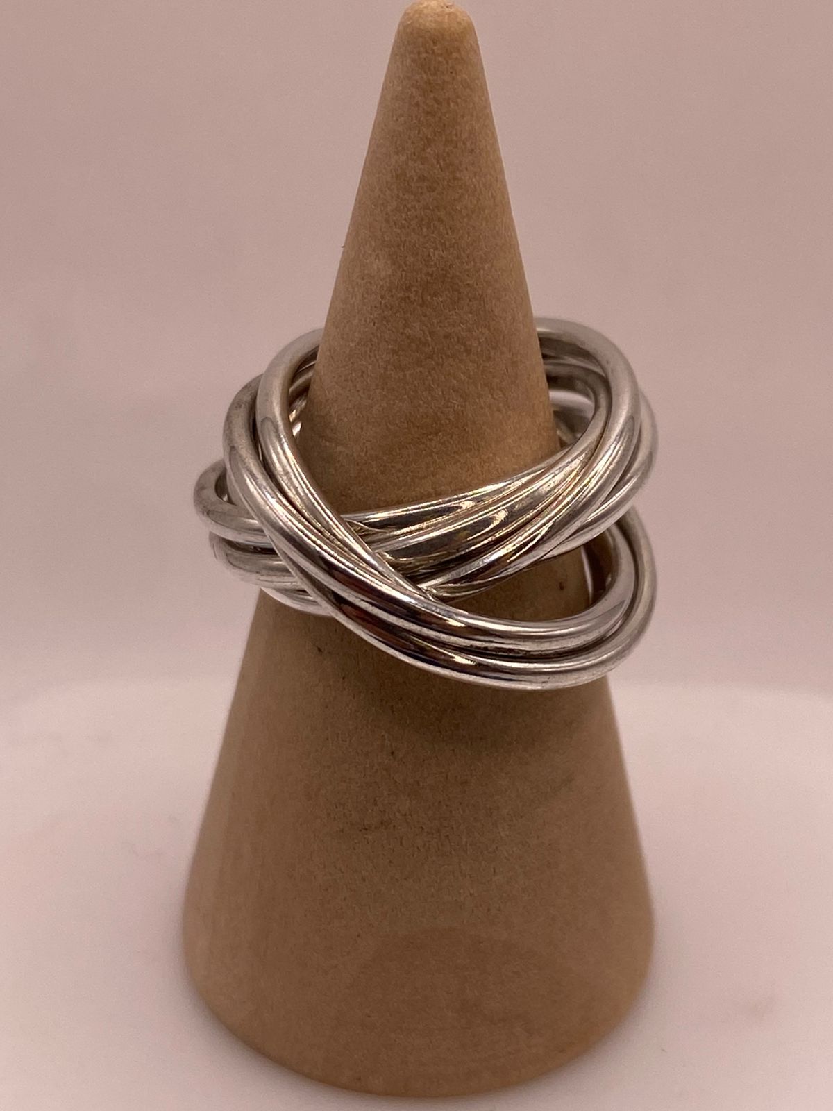 Anillo Semanario de 7 Aros Entrelazados en Plata .925