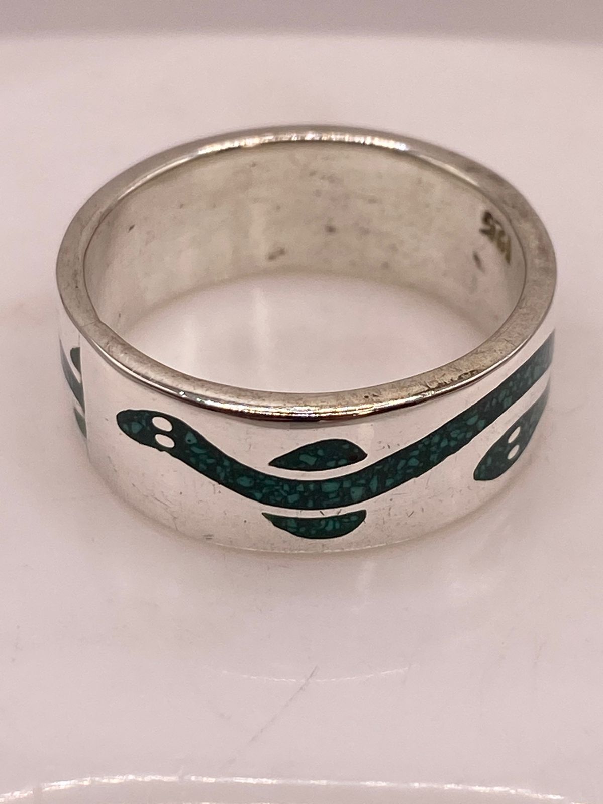 🐍 Anillo Serpiente Verde de Plata .925 con Incrustaciones