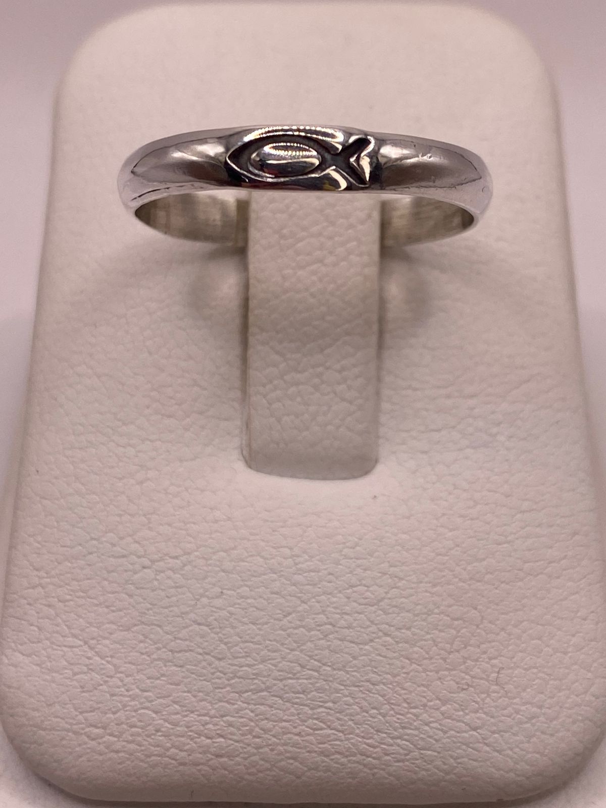 Anillo con Símbolo de Pez (ichthys) en Plata .925