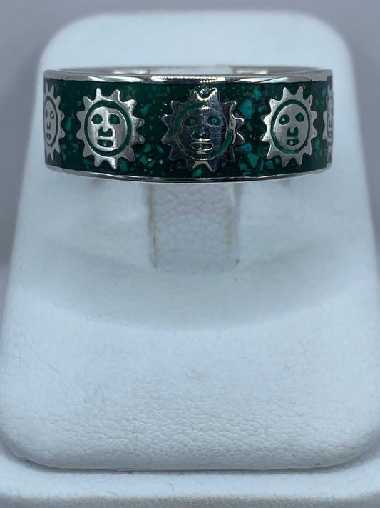 Anillo Soles Prehispánicos en Plata .925 con Malaquita Natural