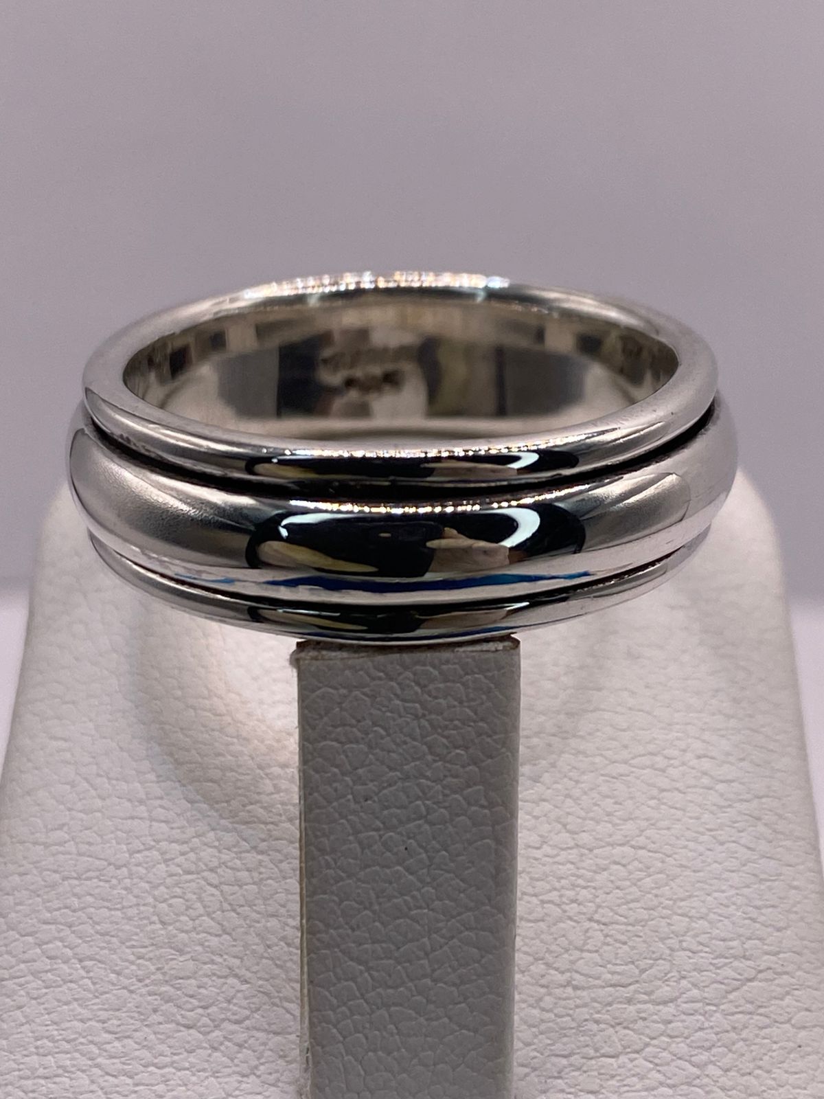 Anillo Spinner Clásico en Plata .925