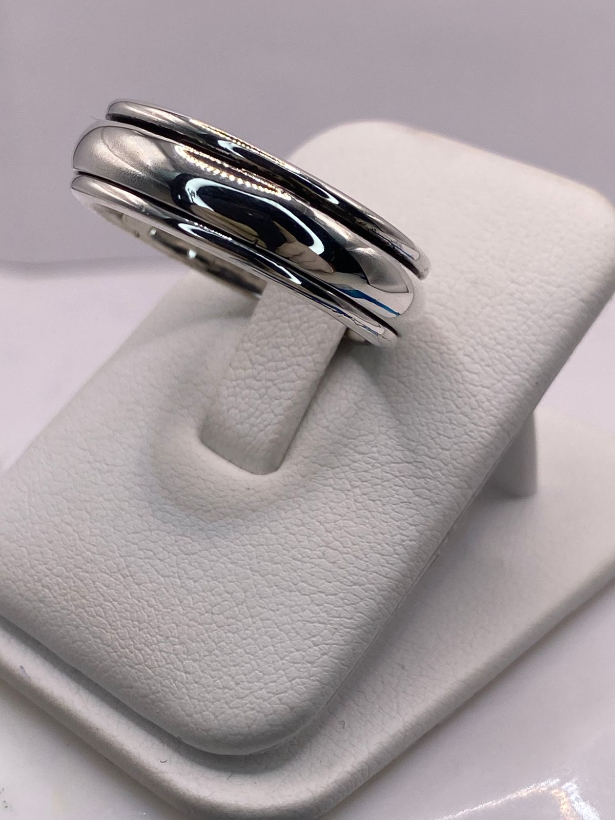 Anillo Spinner Clásico en Plata .925