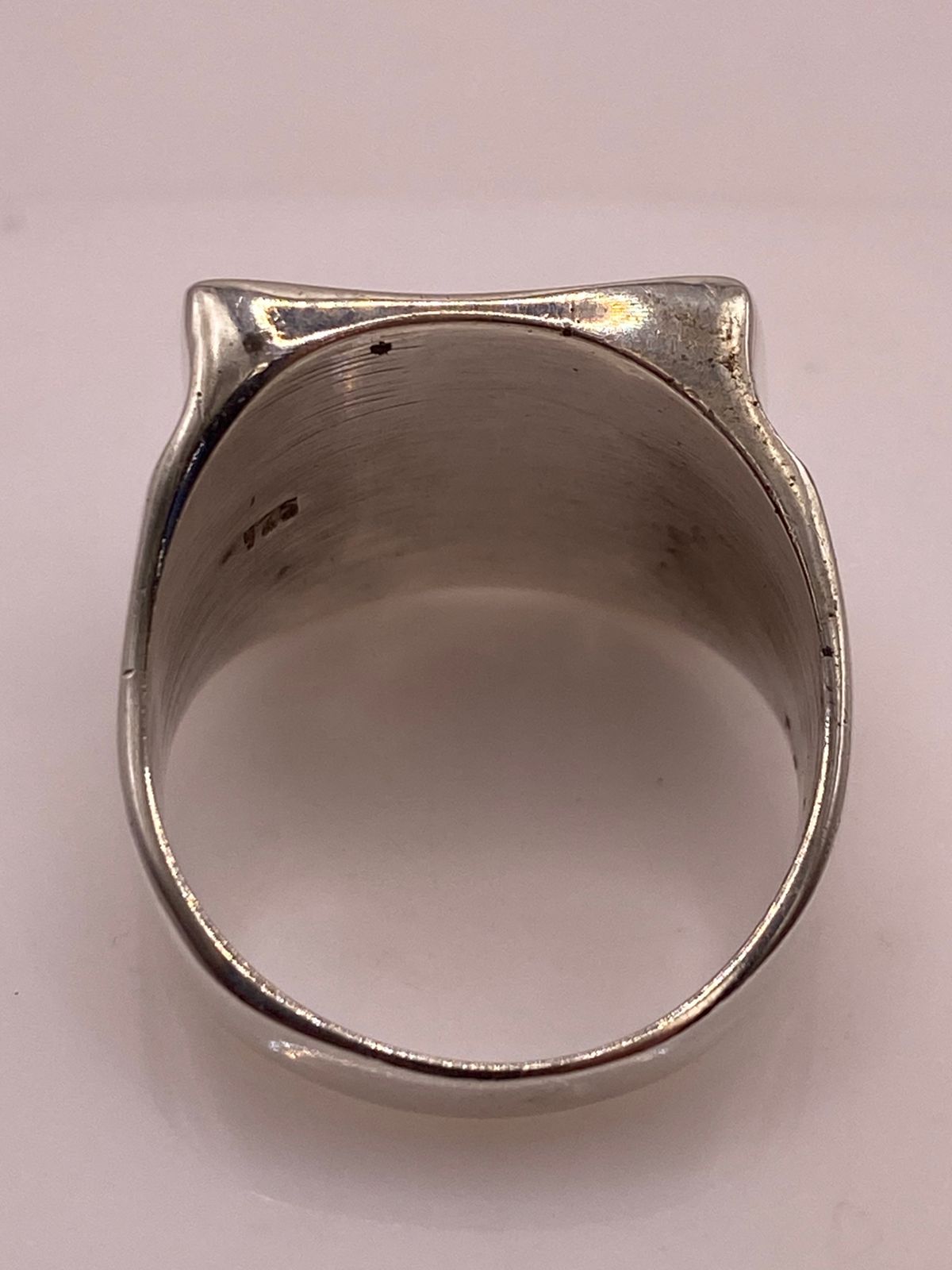 Anillo Tipo Sello Cuadrado Liso en Plata .925