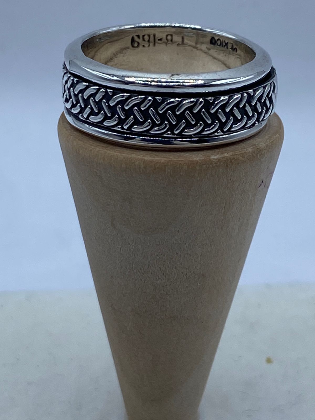 💍✨ Anillo Trenzado de Plata 925 con Diseño Entrelazado