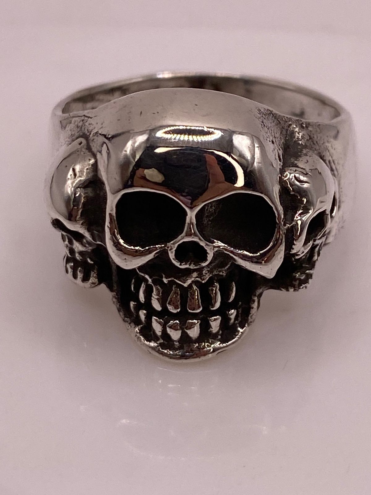 Anillo Triple Calavera de Plata Ley .925