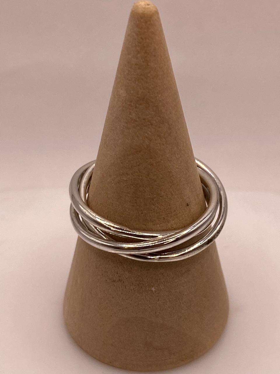 Anillo Triple Entrelazado “fin de Semana” en Plata .925
