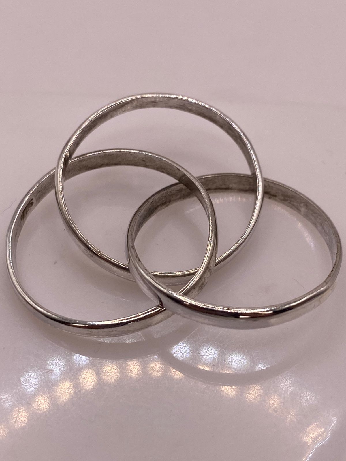 Anillo Triple Entrelazado en Plata .925 “fin de Semana”