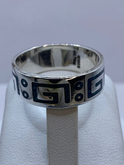 Anillo de Turquesa con Greca y Detalles Circulares en Plata .925, vista lateral