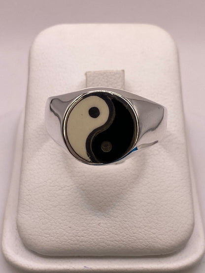 Anillo Yin Yang en Plata .925, vista lateral
