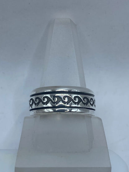 Anillo Giratorio Olas Grabadas – Plata Ley 9.26, vista lateral
