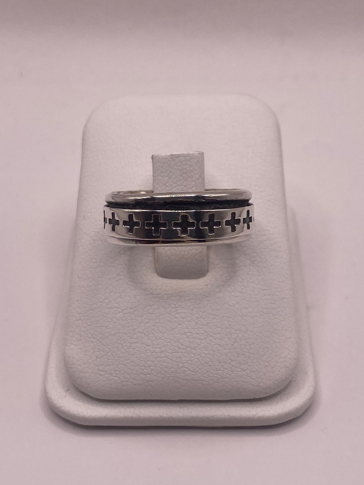 Anillo Giratorio de Plata 925 con Cruces Caladas