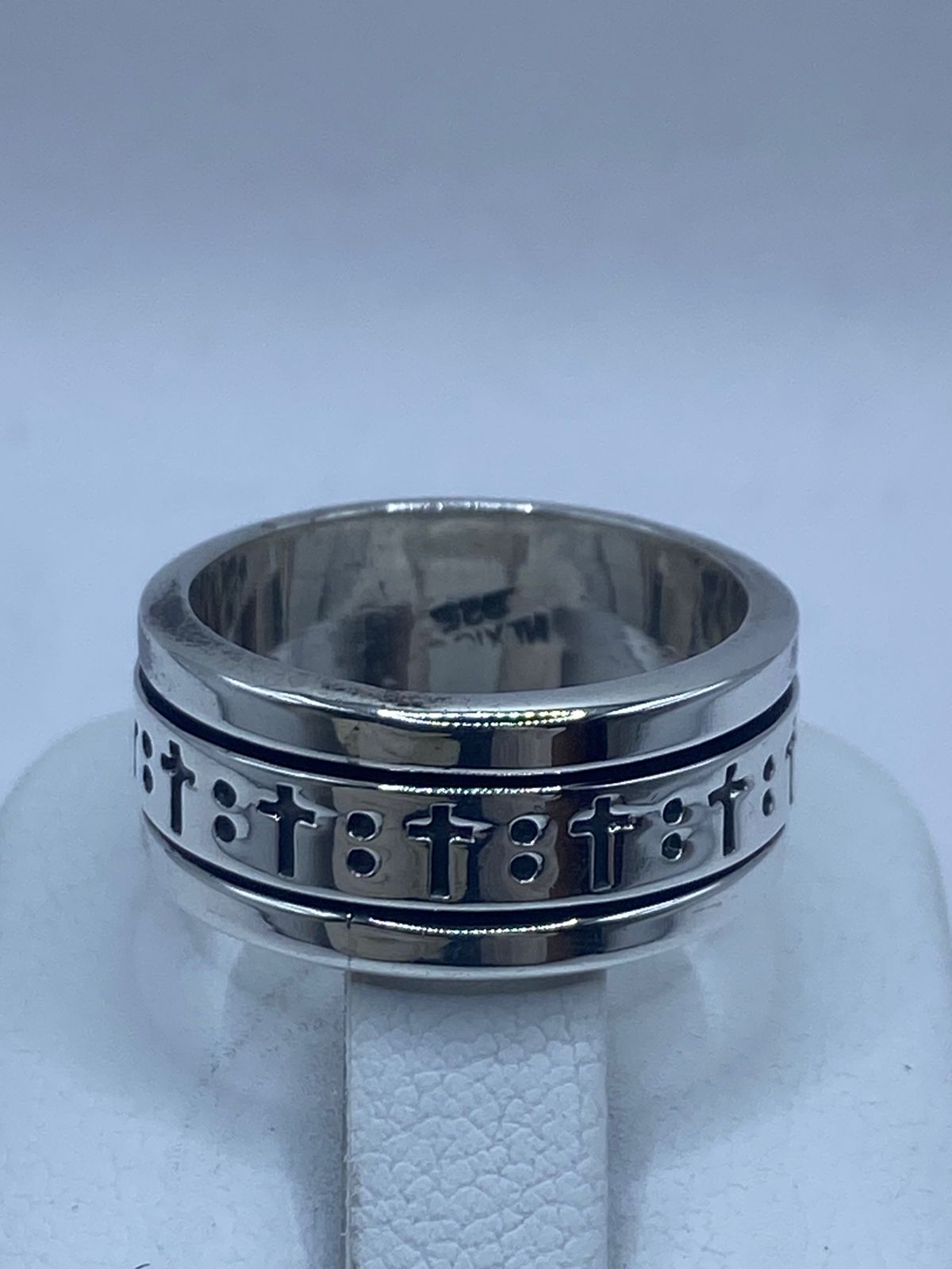 🙏 Anillo Giratorio de Plata 925 con Cruces Grabadas