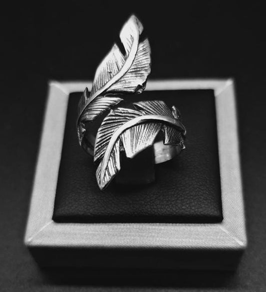 Anillo Plata Ley 925 , Con Dos Hojas Grandes