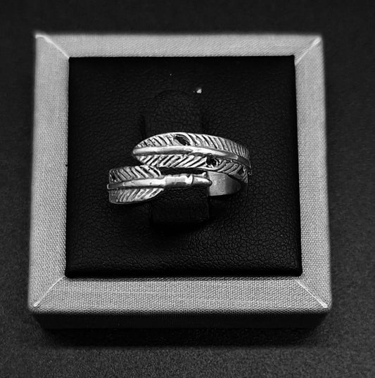 ANILLO DE PLUMA EN PLATA LEY 925