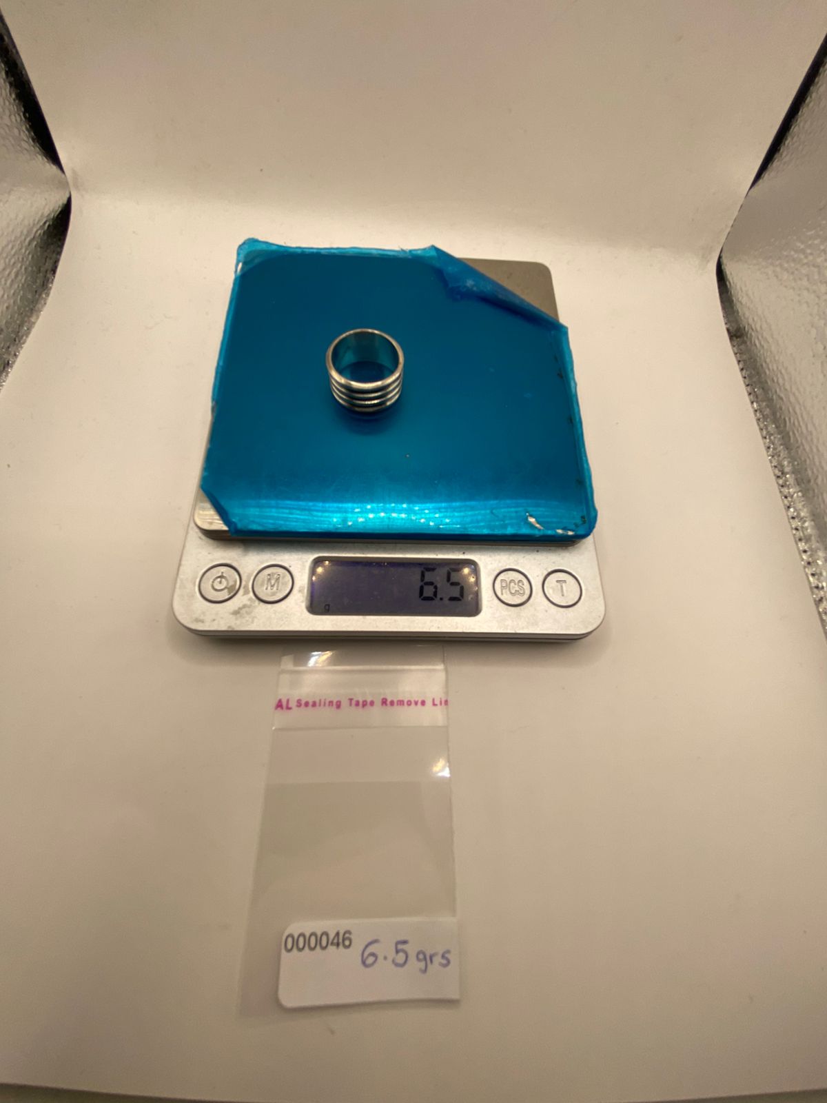 Anillo de Banda Ancha de Plata 925 con Diseño Acanalado y Acabado Oxidado