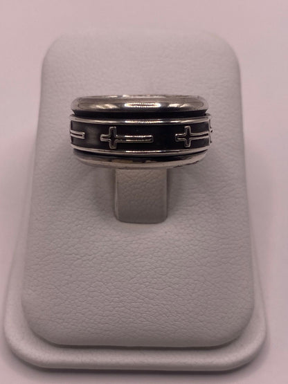 Anillo de Plata 925 con Cruces Minimalistas y Diseño Atemporal, vista frontal