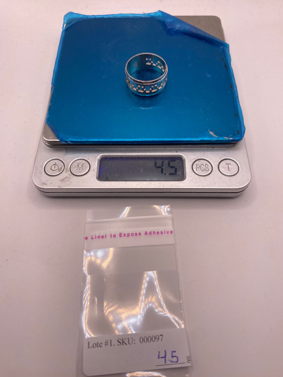 Anillo de Plata 925  con Diseño Calado de Cruces