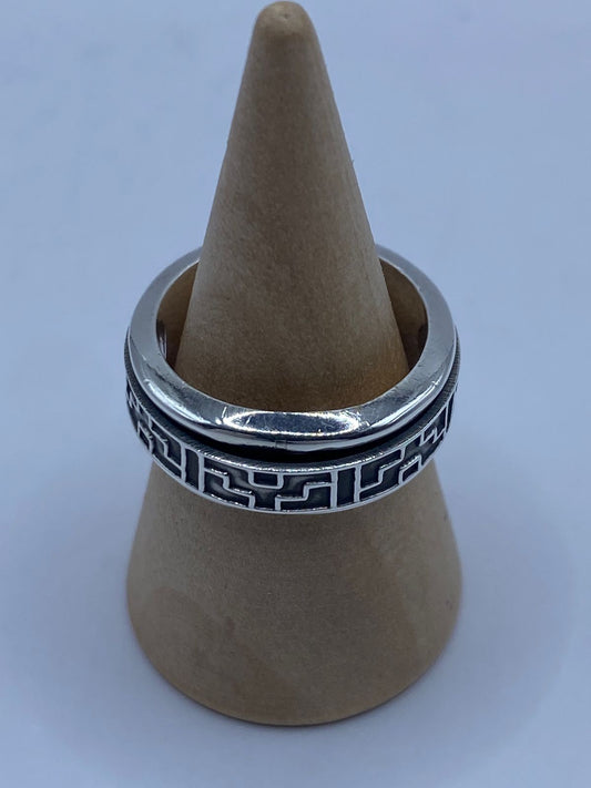💍 Anillo de Plata 925 con Diseño de Greca Geométrica