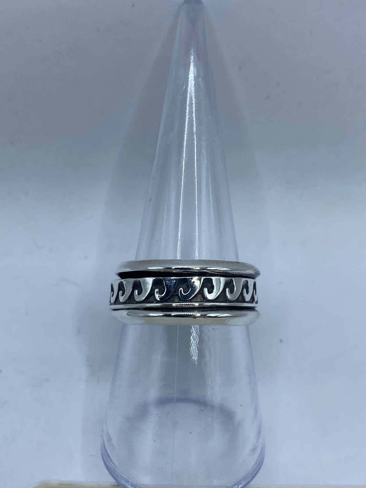 💍 Anillo de Plata 925 con Diseño de Olas Continua