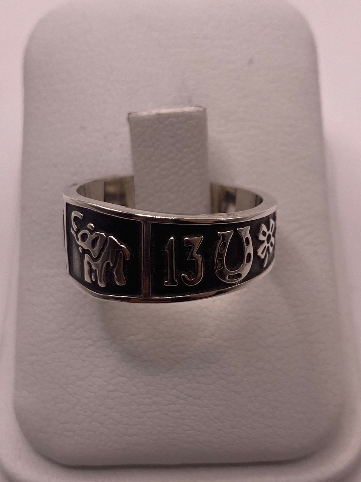 Anillo de Plata 925 con Elefante Simbólico y Diseño Artesanal