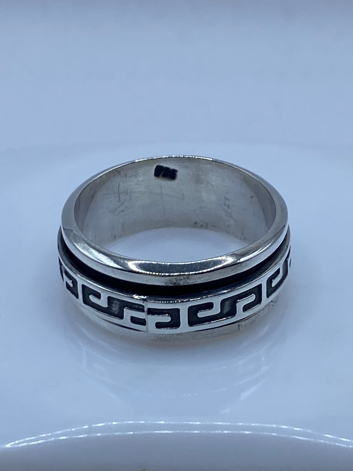 Anillo Giratorio de Plata 925 con Greca Clásica Meandro — Antiestrés Artesanal Taxco, sello de autenticidad Plata Ley .925