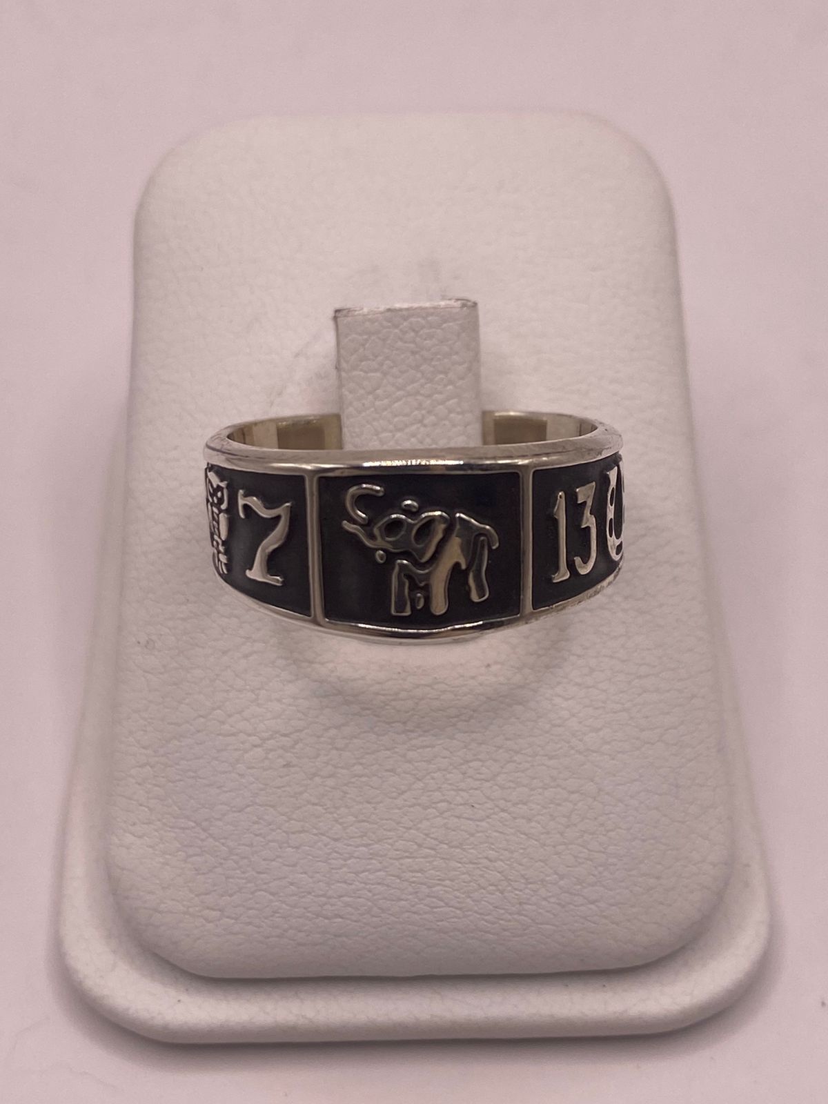 Anillo de Plata 925 con Símbolos de la Suerte – Trébol, Herradura y Número 13