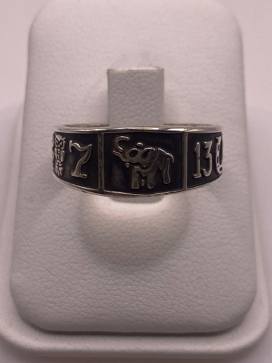 Anillo de Plata 925 con Símbolos de la Suerte – Trébol, Herradura y Número 13