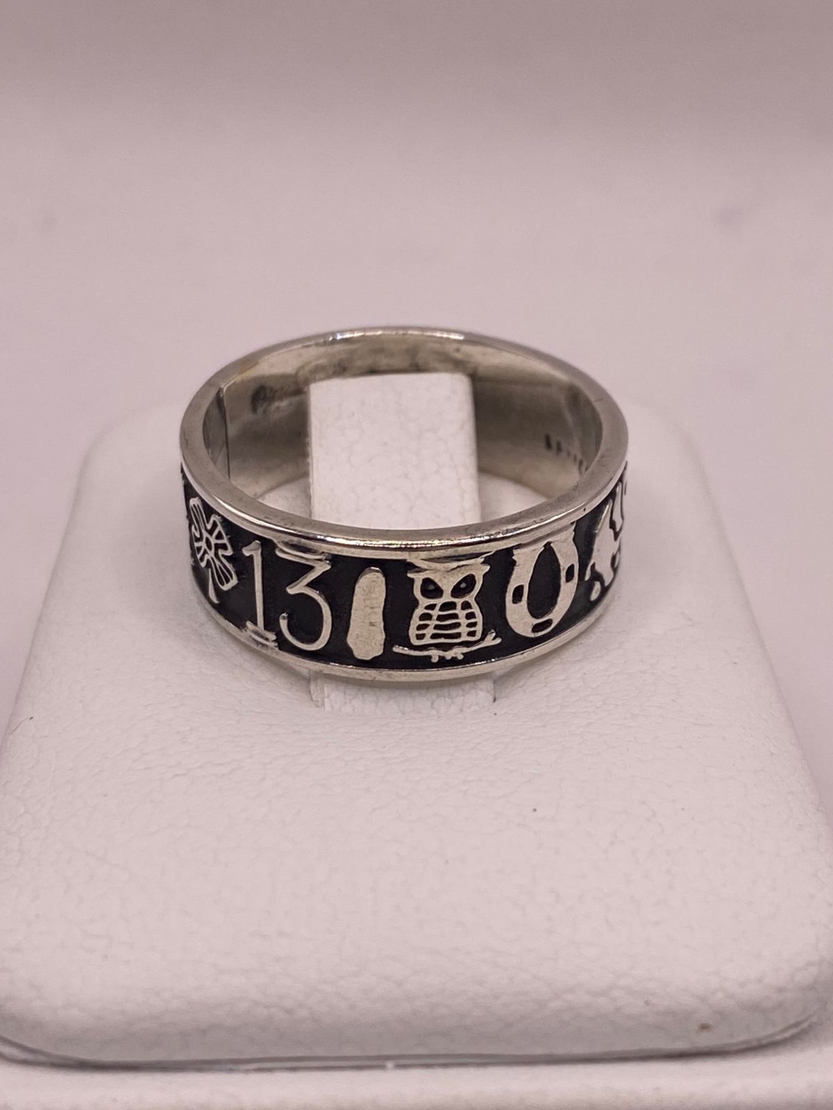 Anillo de la Suerte en Plata 925 con Símbolos