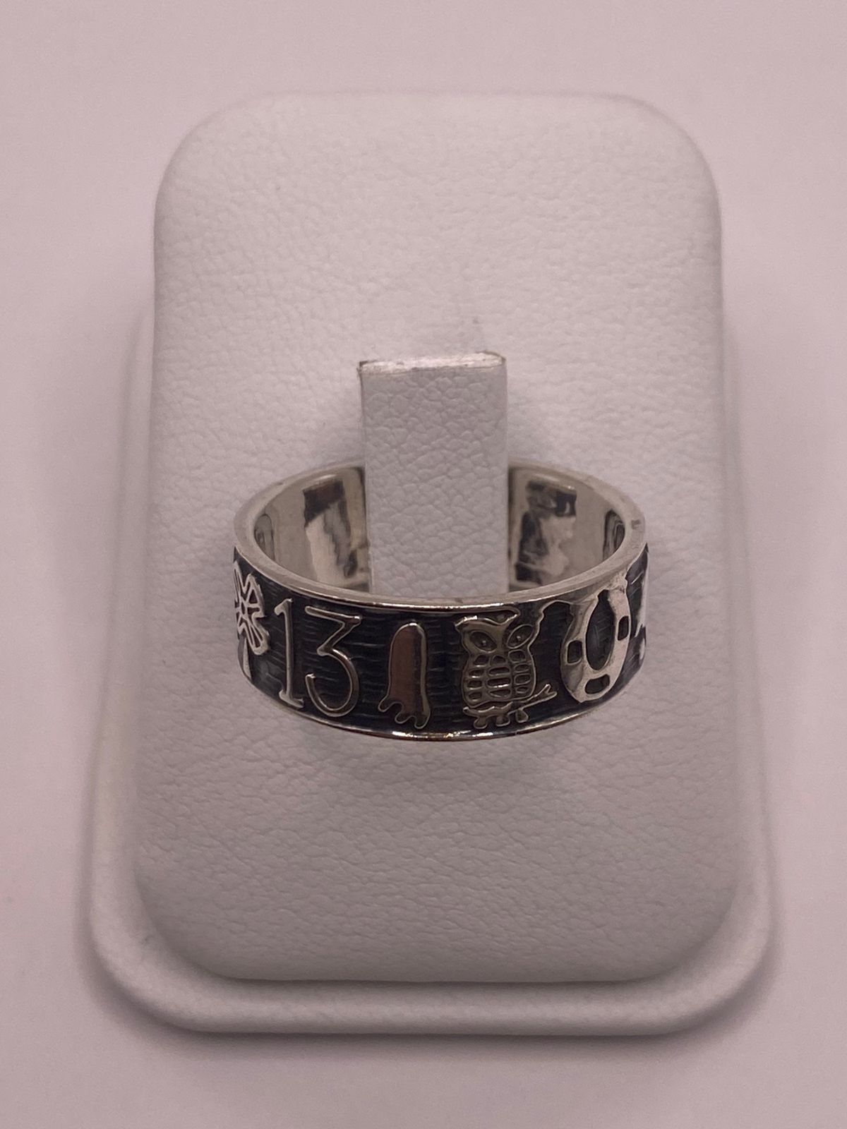 Anillo de Plata 925 con Símbolos de la Suerte
