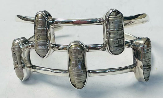 BRAZALETE CON MADRE PERLA EN PLATA LEY 925