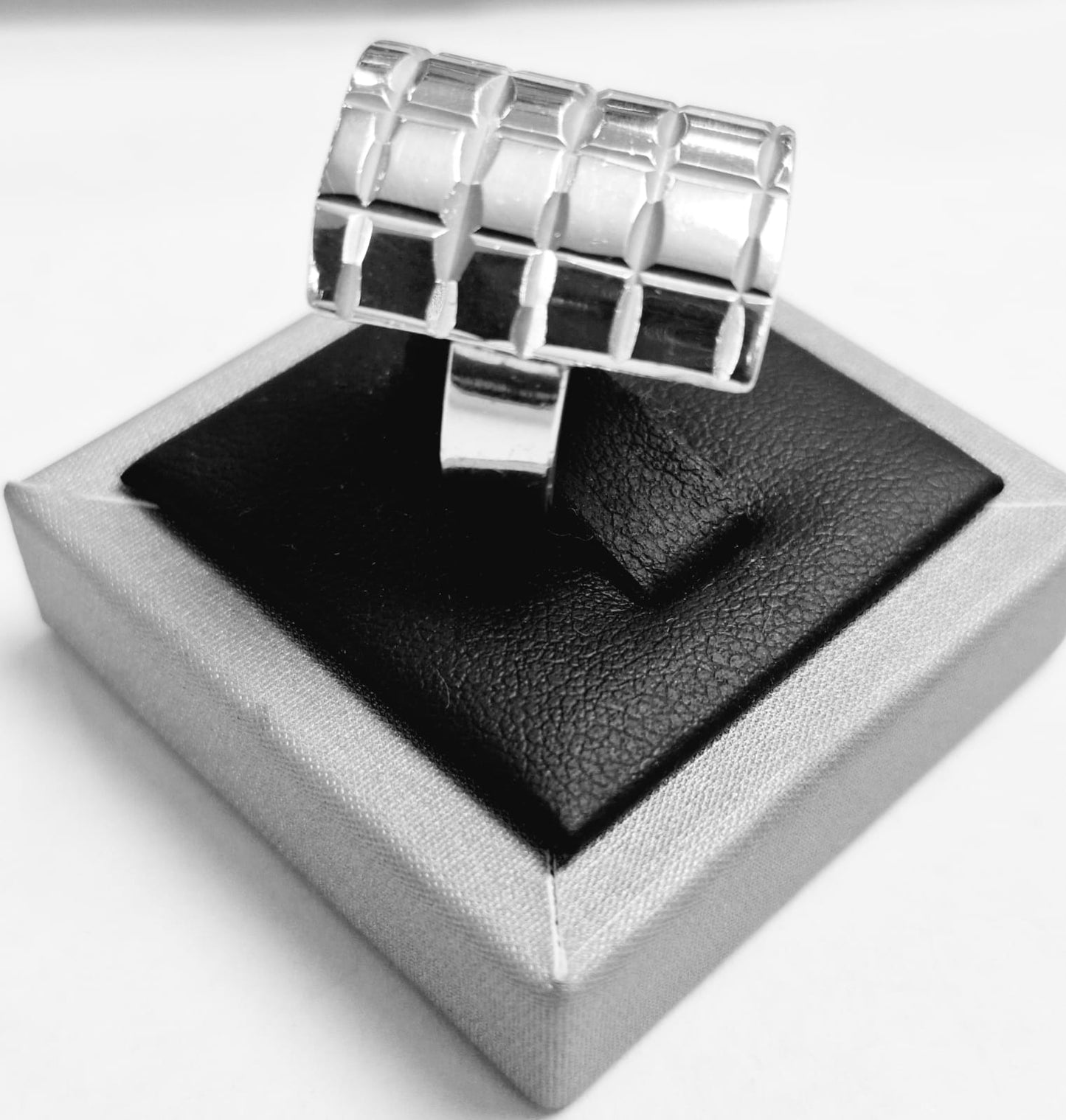 ANILLO  DIAMANTADA PLATA LEY 925