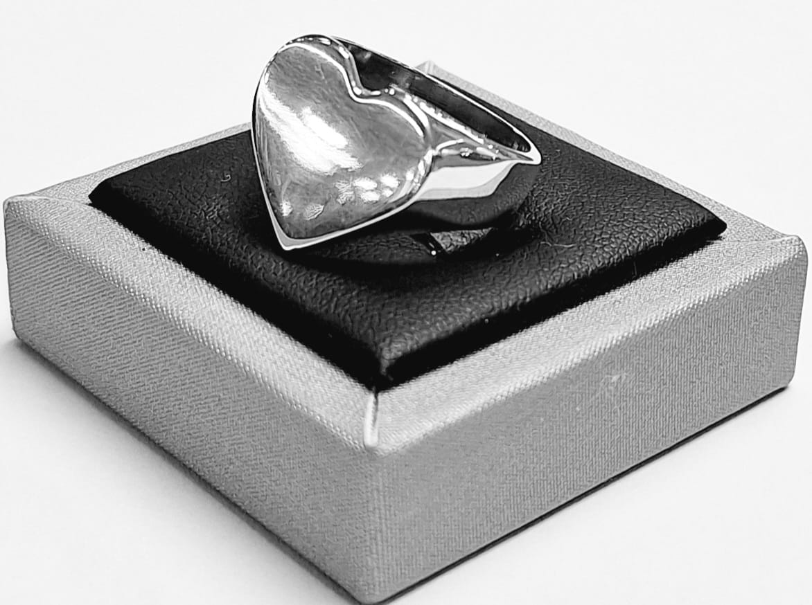 ANILLO EN PLATA LEY 925