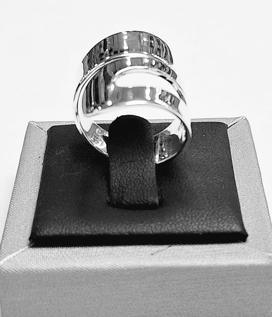 ANILLO EN PLATA LEY 925