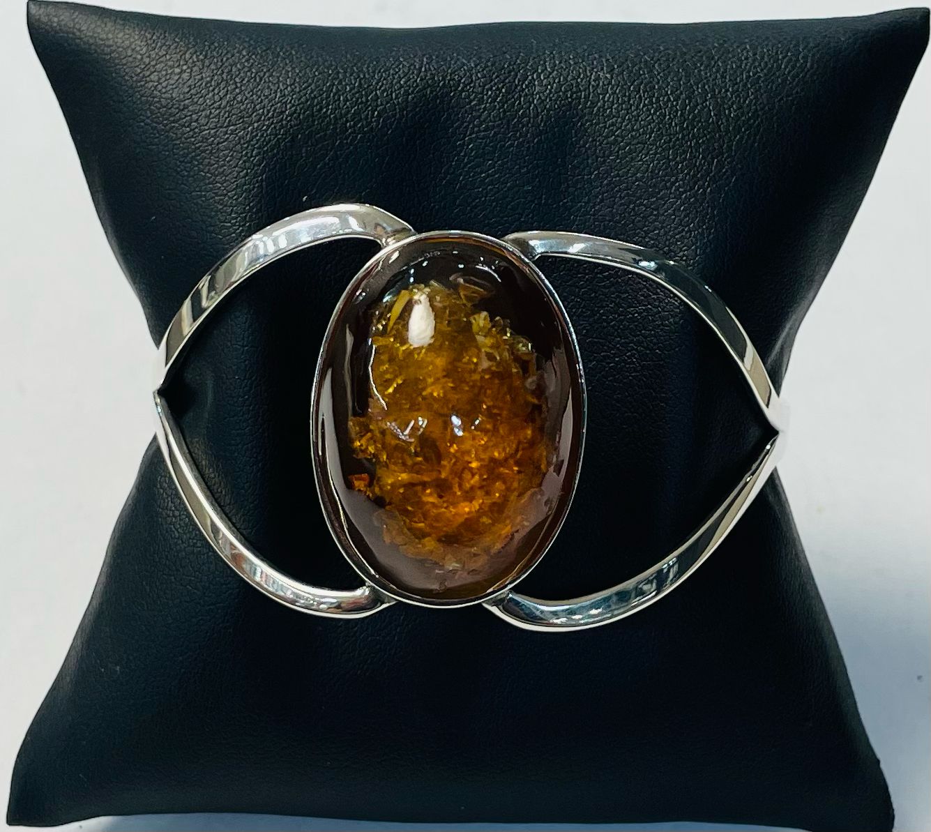 BRAZALETE CON AMBAR EN PLATA LEY 925