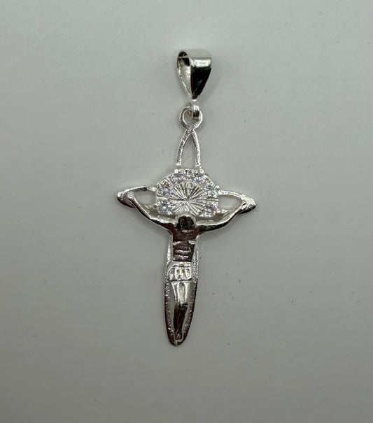 Cruz nudo de bruja Cristo