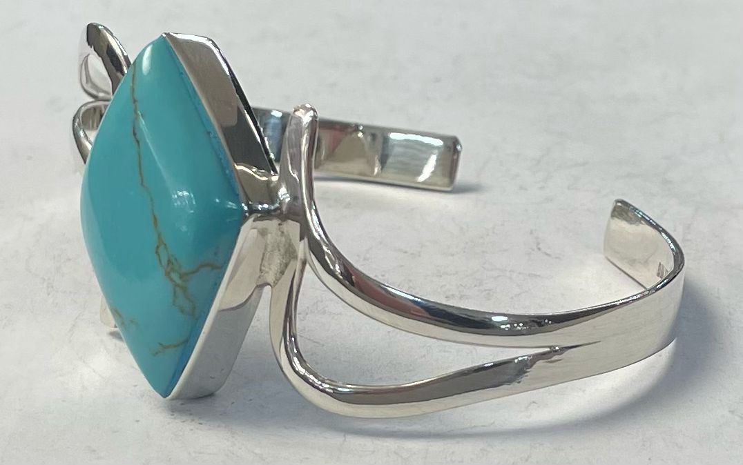 BRAZALETE CON TURQUESA EN PLATA LEY 925