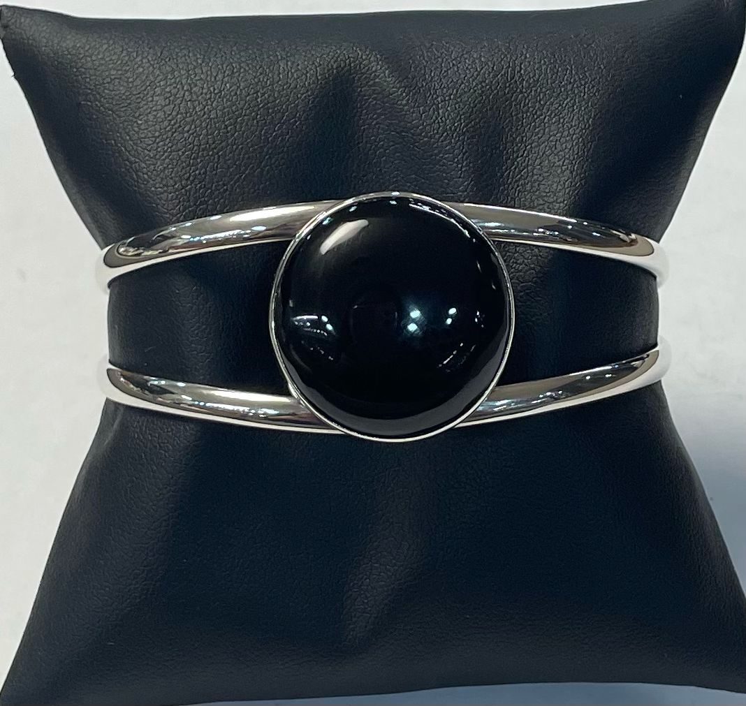 BRAZALETE CON OBSIDIANA EN PLATA LEY 925