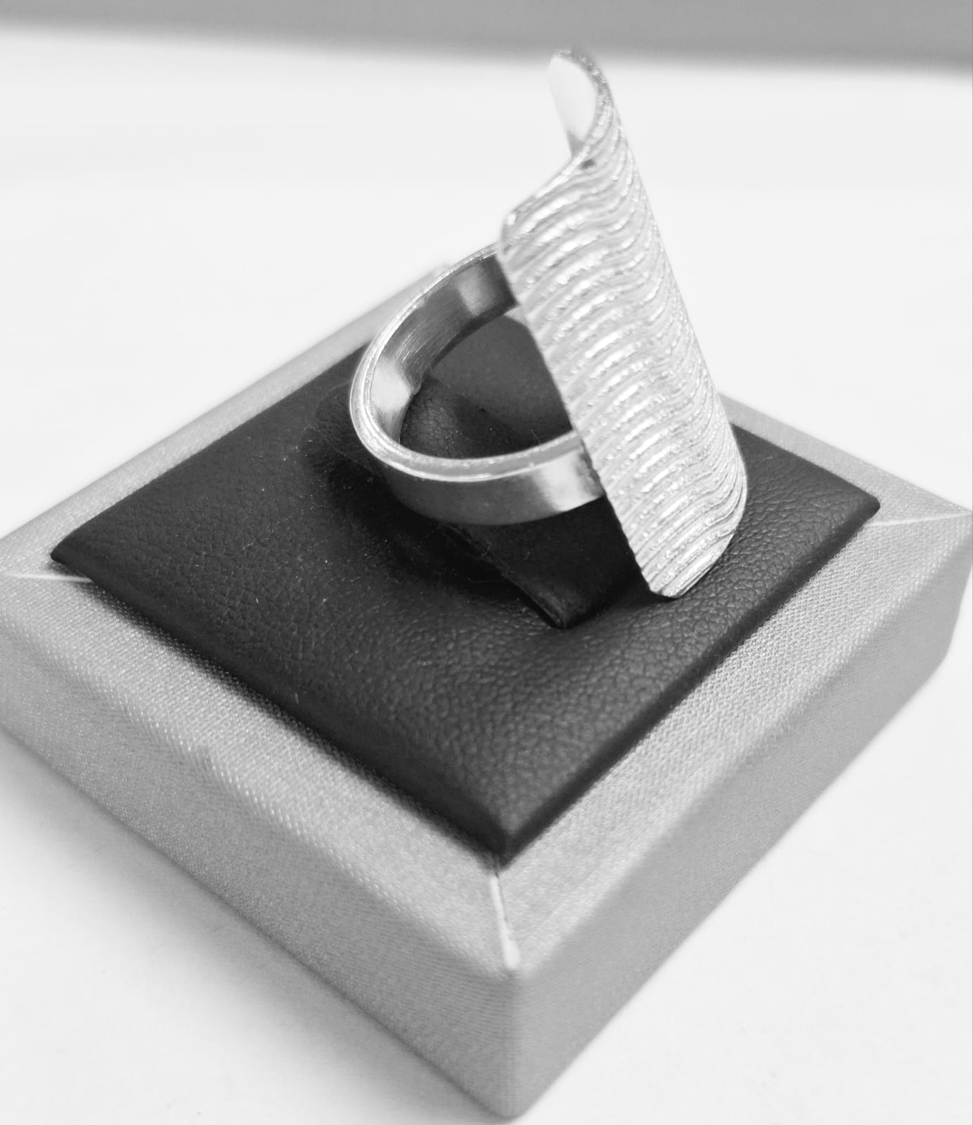 ANILLO DIAMANTADA PLATA LEY 925