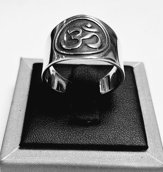 ANILLO SIMBOLO OM EN  PLATA  LEY 925