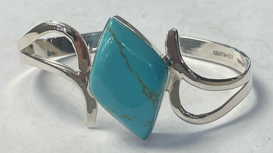 BRAZALETE CON TURQUESA EN PLATA LEY 925