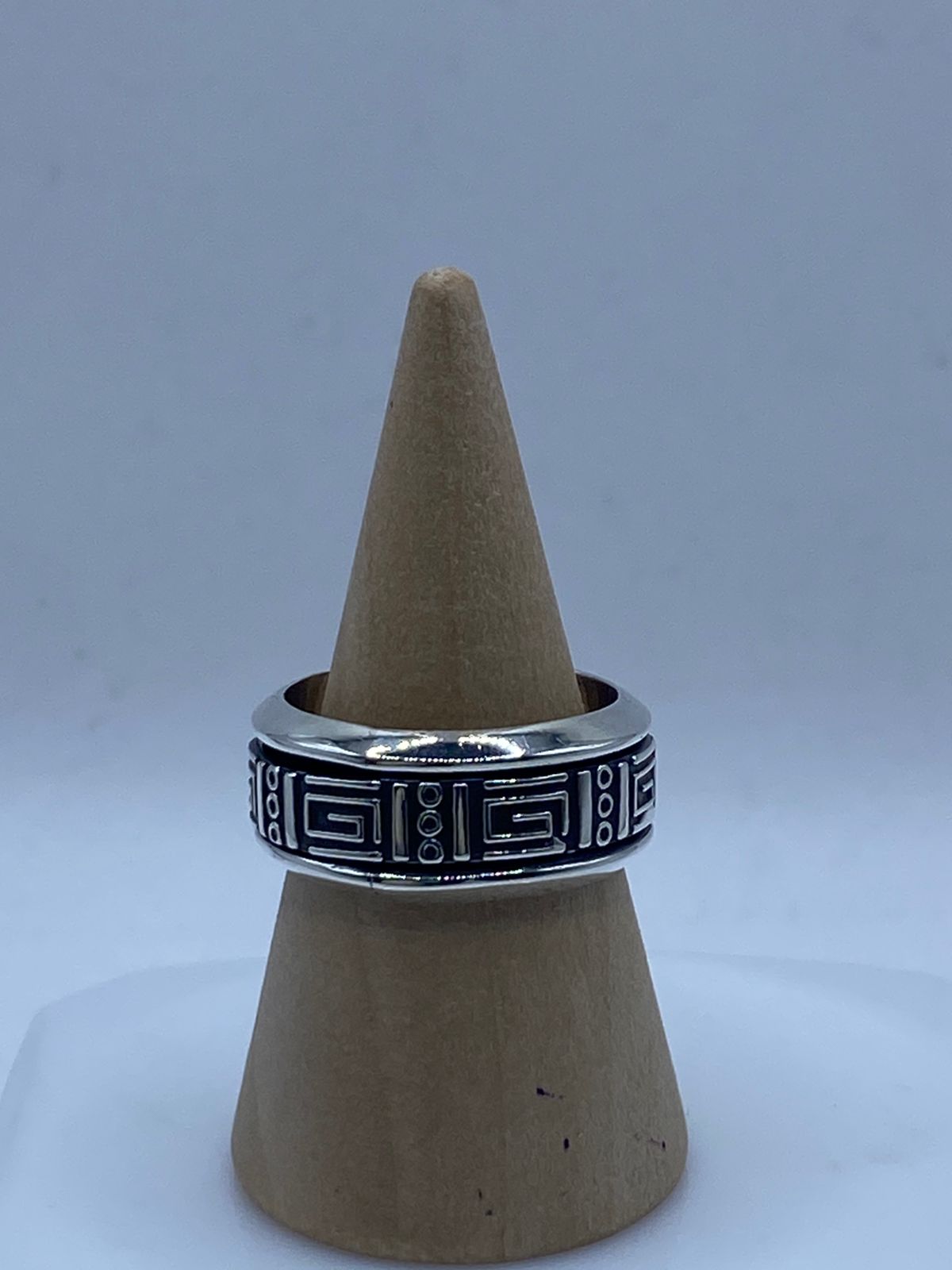 🌀 Anillo Giratorio de Plata 925 con Greca Geométrica